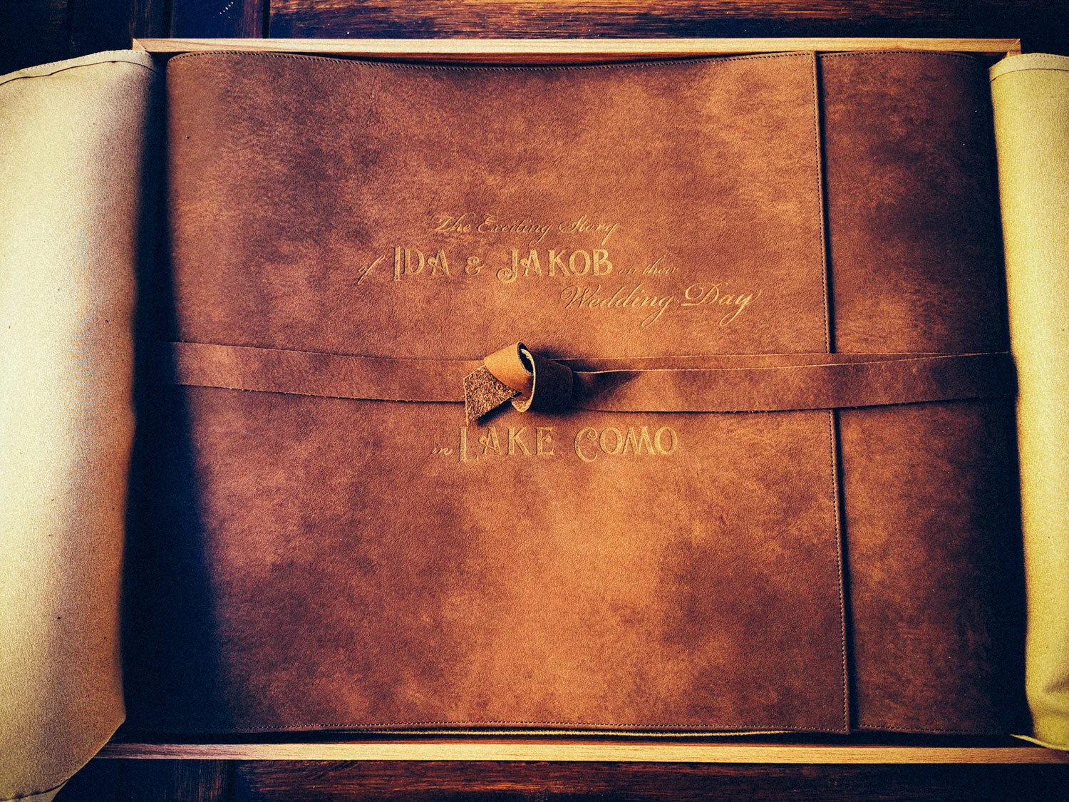 Graphistudio raw book sequoia by Alessandro Avenali